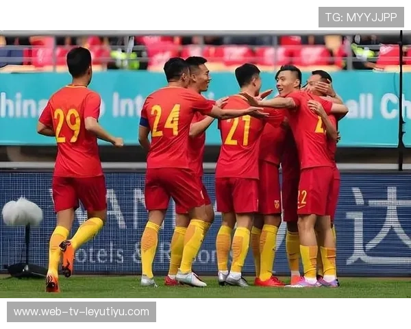 国足世界杯“压哨”归化真相： 解析德乙混血小将为何最后时刻无缘入选名单。