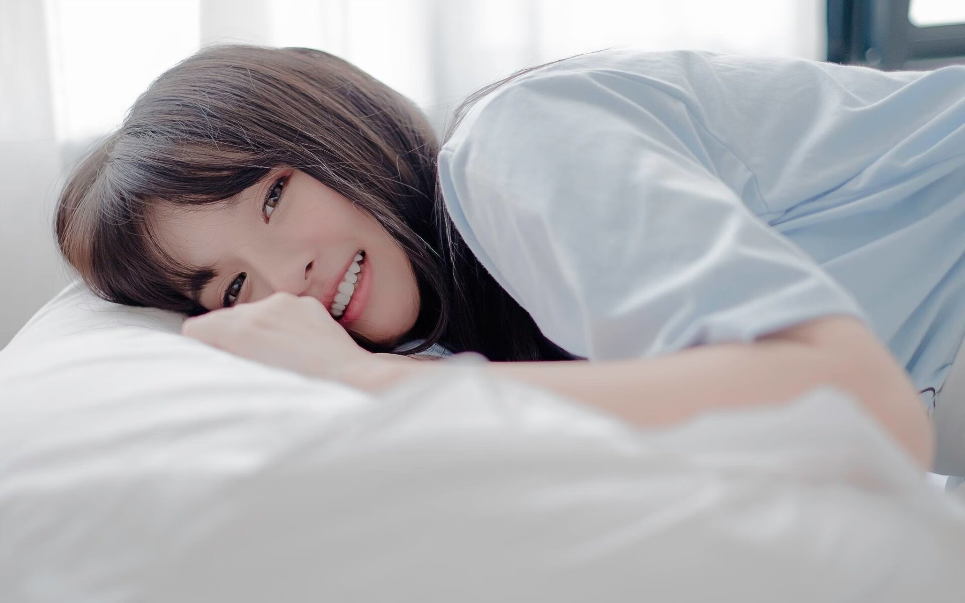 体育新闻中心发布体育新媒体用户增长策略报告，新媒体在大型体育赛事传播中的现状特点与趋势